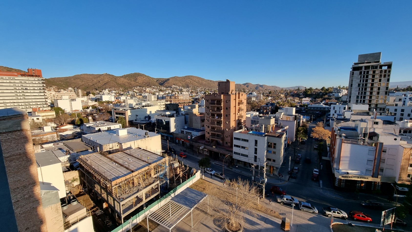 TERRA NOSTRA ALQUILA POR DIA EN PLENA PEATONAL DE VILLA CARLOS PAZ !!!