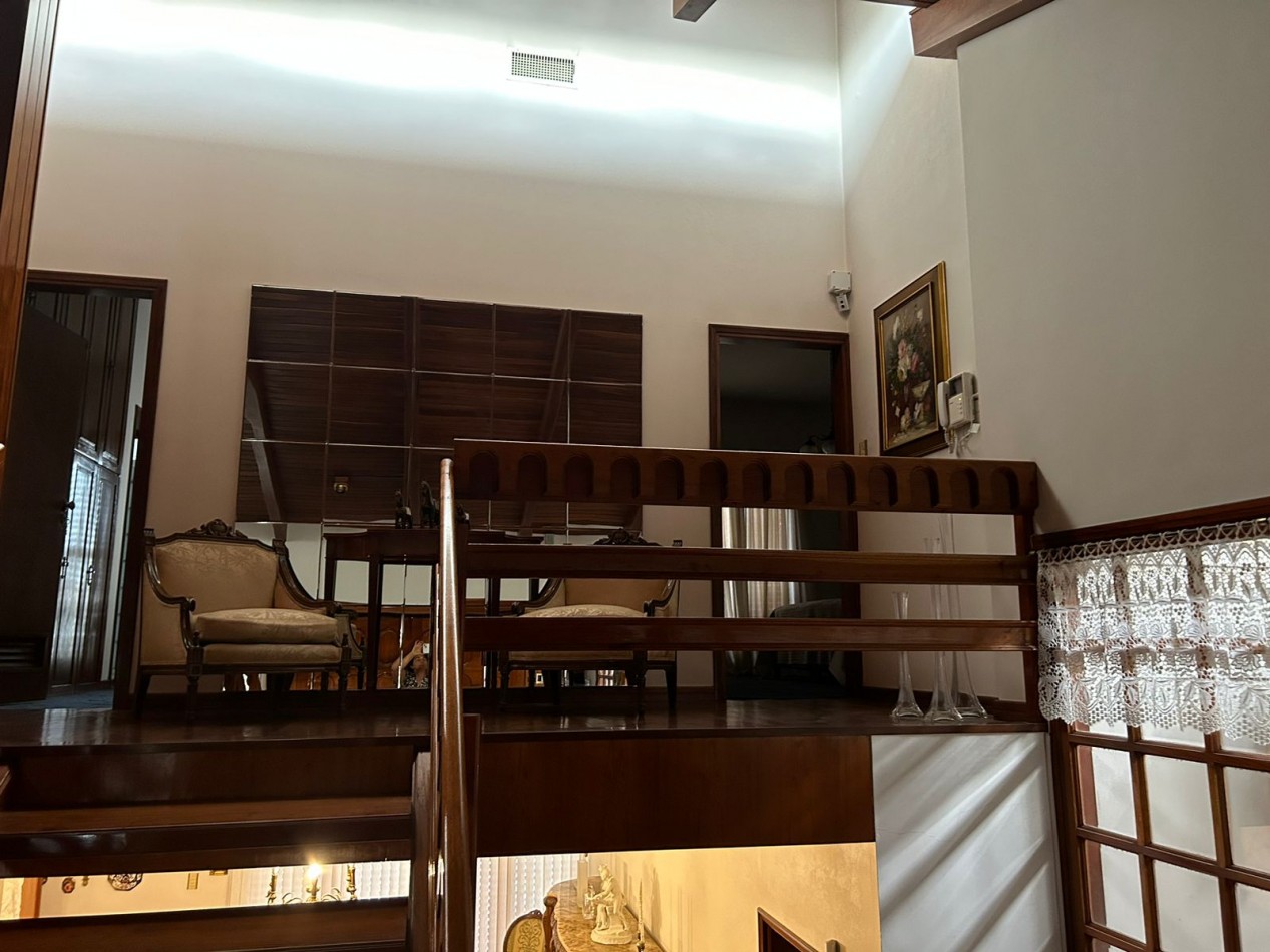 TERRA NOSTRA VENDE ELEGANTE PROPIEDAD EN B° ROCA !!