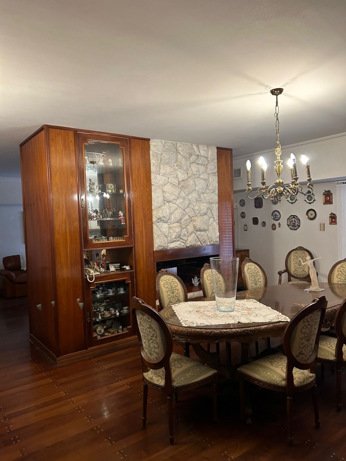 TERRA NOSTRA VENDE ELEGANTE PROPIEDAD EN B° ROCA !!