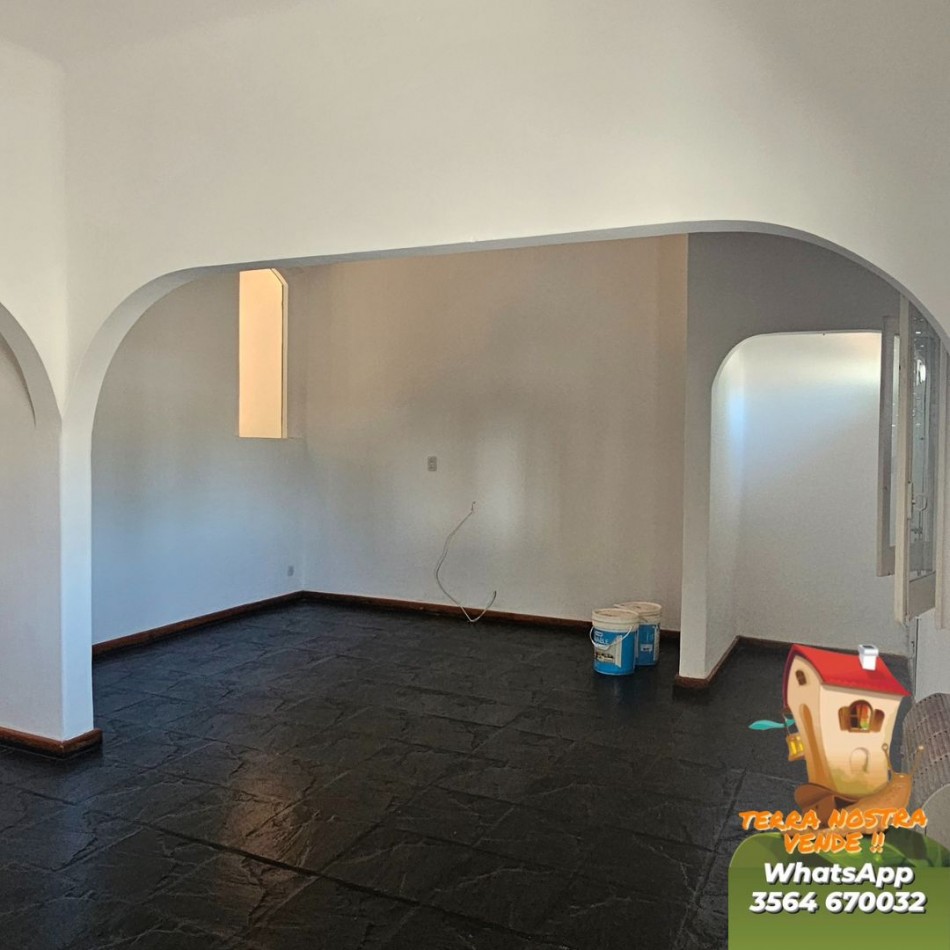 ESPECTACULAR CASA DE ESTILO SOBRE BV. 9 DE JULIO