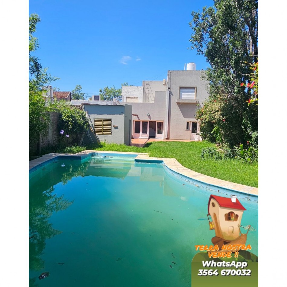 ESPECTACULAR CASA DE ESTILO SOBRE BV. 9 DE JULIO