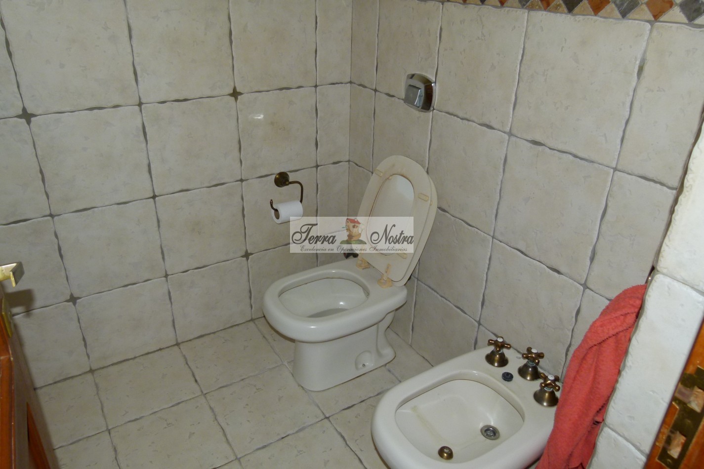 TERRA NOSTRA VENDE CATEGORIA EN B° CATEDRAL !!!...