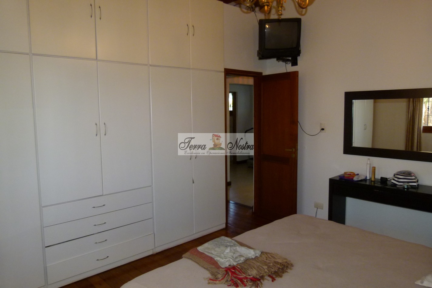TERRA NOSTRA VENDE CATEGORIA EN B° CATEDRAL !!!...