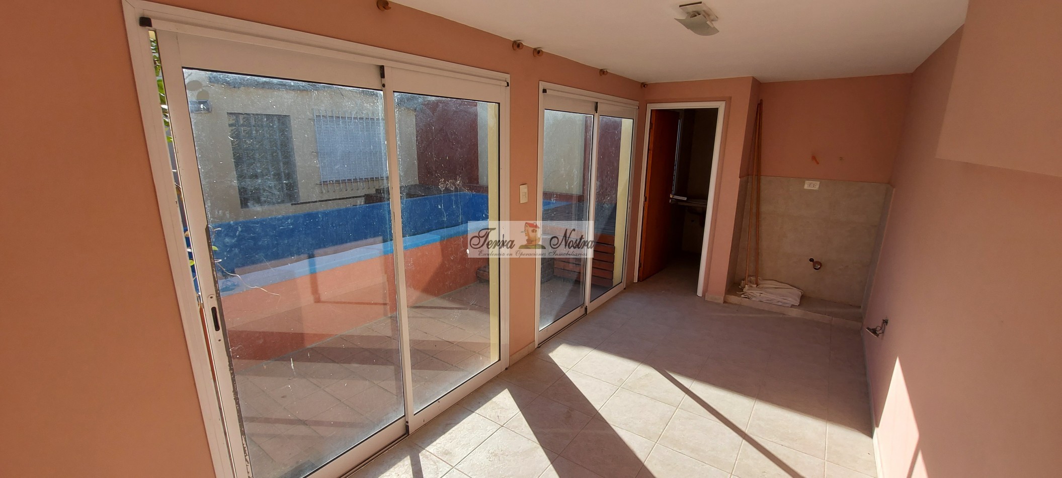 TERRA NOSTRA VENDE MUY BUENA PROPIEDAD EN B° ROCA !!