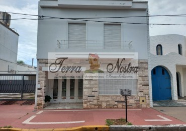 HERMOSA PROPIEDAD PARA OFICINAS o CONSULTORIOS