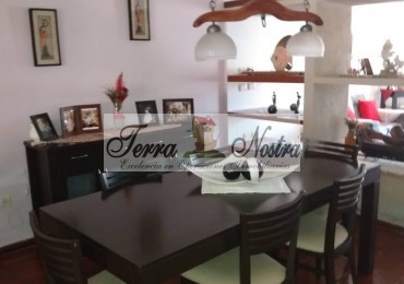 TERRA NOSTRA VENDE !!.. HERMOSA PROPIEDAD EN B° ROCA 
